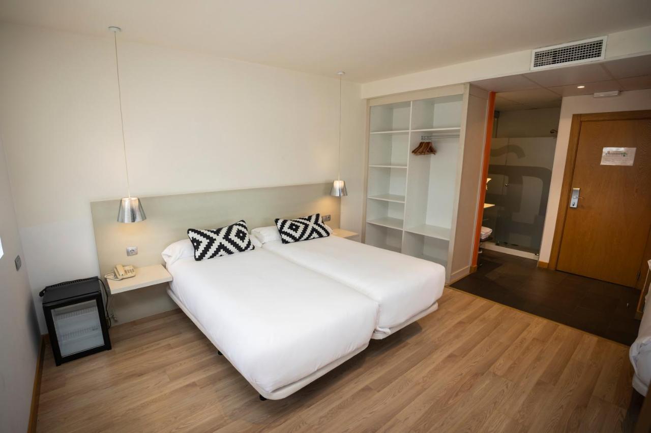 Hotel Restaurante Cadosa Soria Kültér fotó