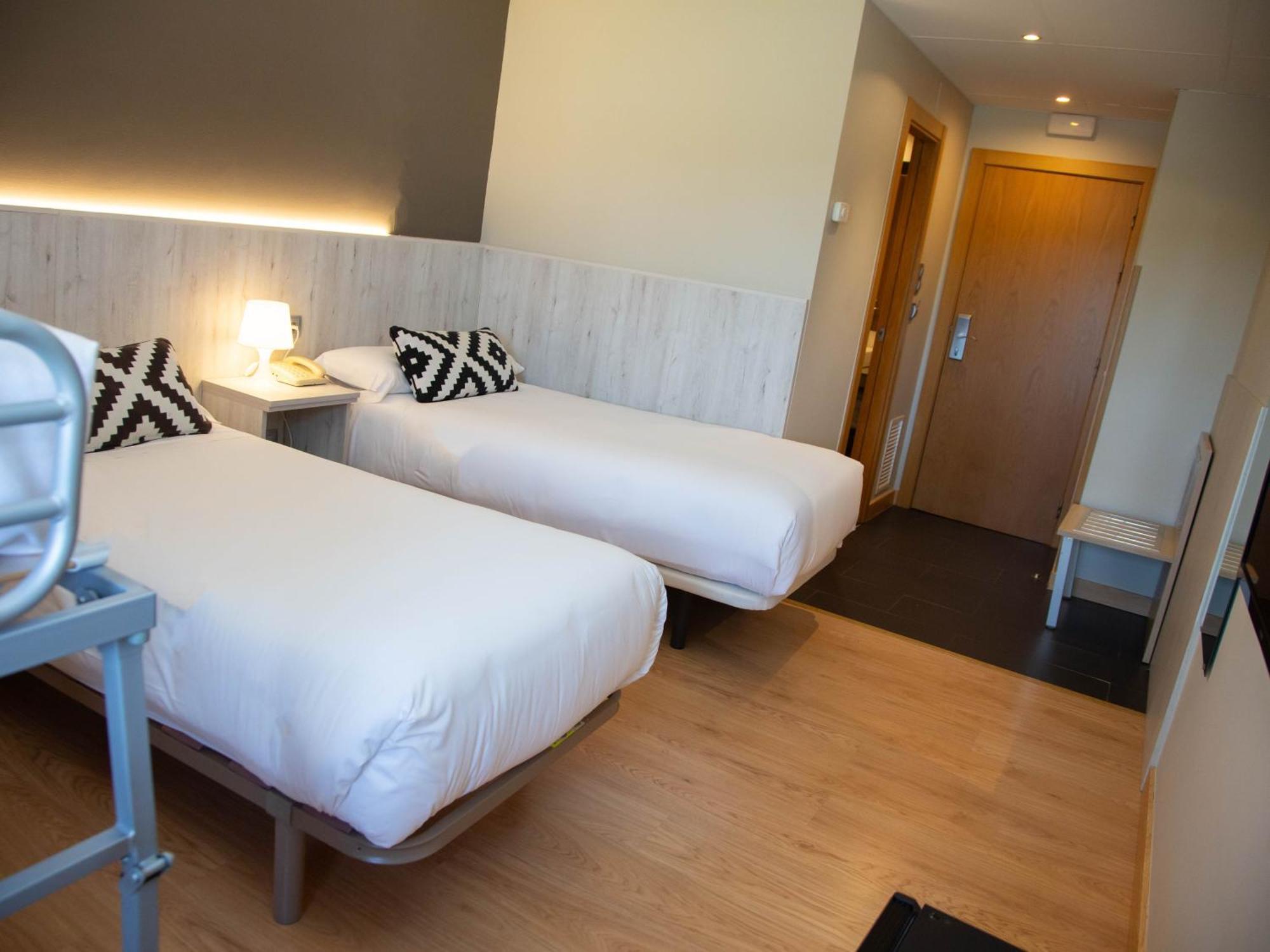 Hotel Restaurante Cadosa Soria Kültér fotó
