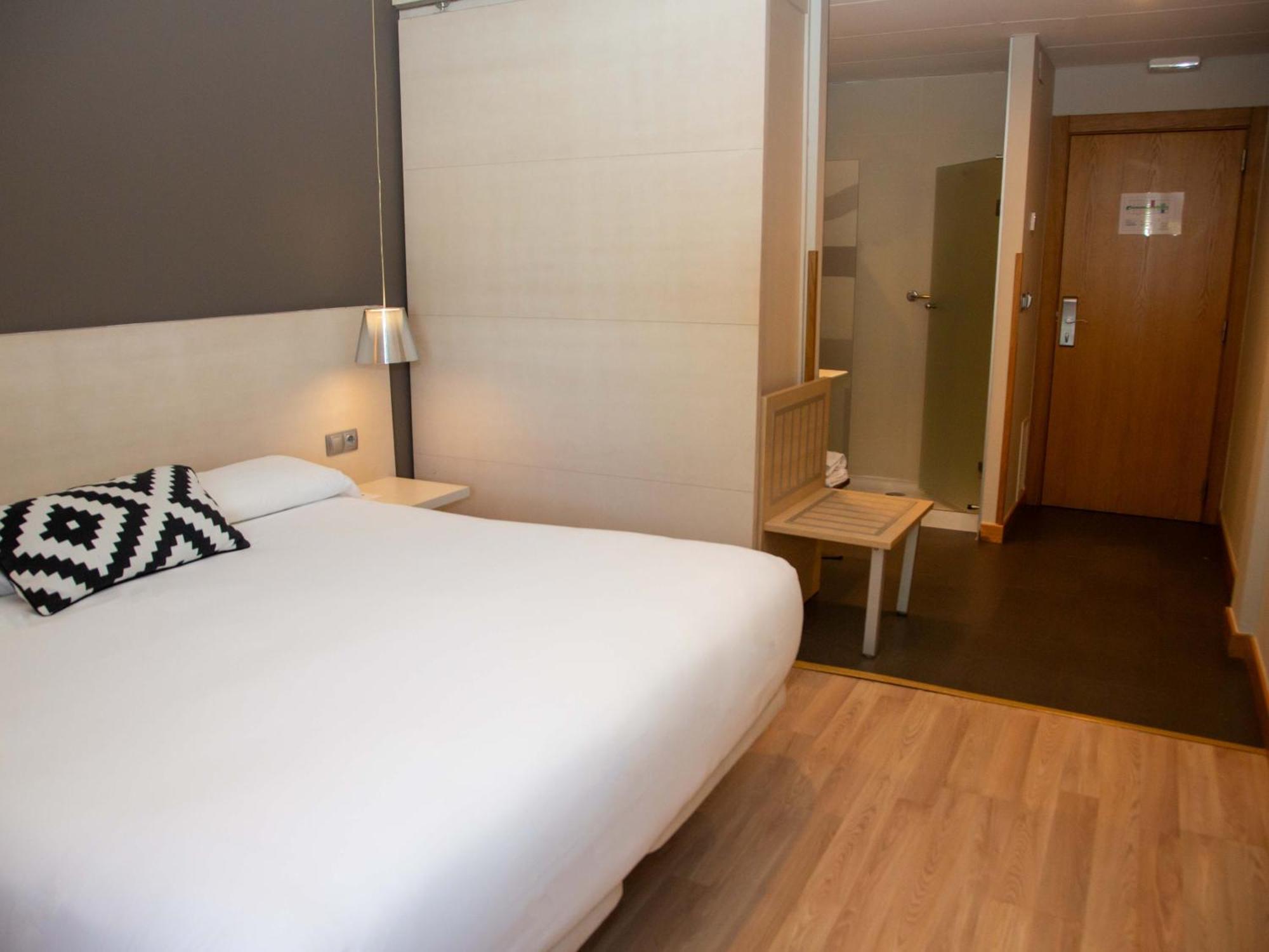 Hotel Restaurante Cadosa Soria Kültér fotó